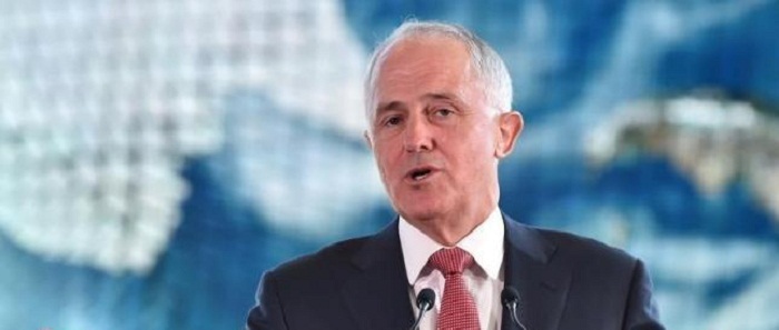 Australian PM Turnbull weighs early poll to break political deadlock